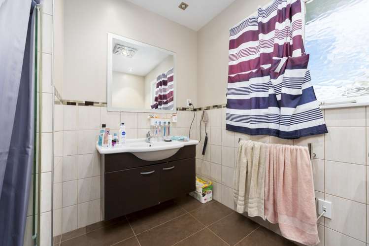 86 Mcleod Road Te Atatu South_5