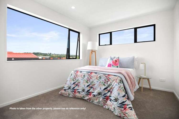 19 Papatahi Lane Flat Bush_11