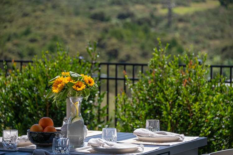 8 Kikorangi Drive Wainui_31