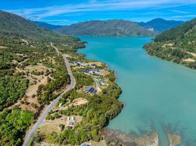 2568 Kaiuma Bay Road_3