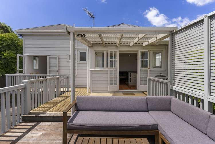 44 Scanlan Street Grey Lynn_10