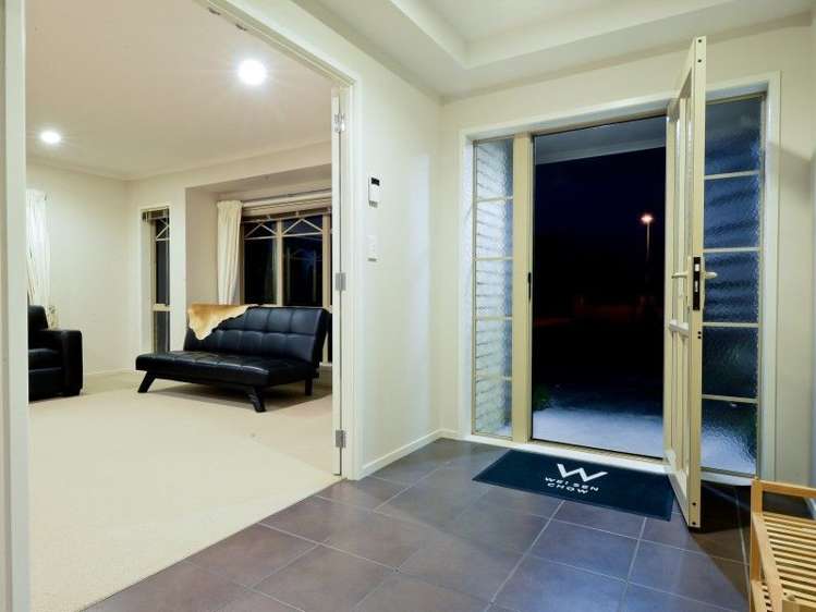 4 Rhys Avenue Huntington_5