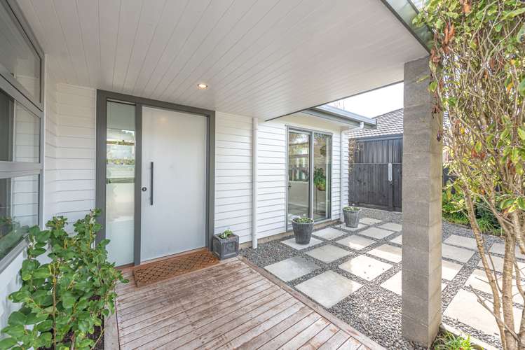 9 Lithgow Drive Otamatea_11