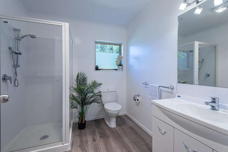 6 Ishtar Place One Tree Point_10