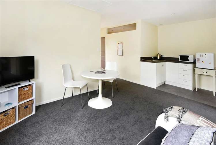 7 The Terrace Governors Bay_13