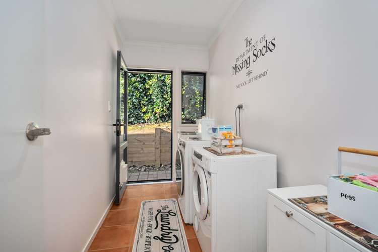 2 Holcombrooke Lane Welcome Bay_19