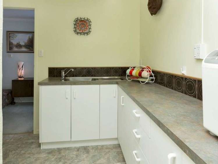 2 Hoey Street Kamo_15