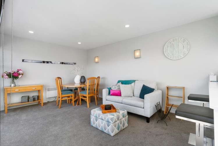 35A Te Awakura Terrace Mount Pleasant_7