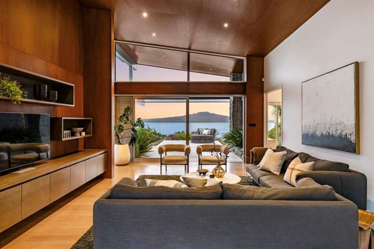58 Seacliffe Avenue Belmont_16