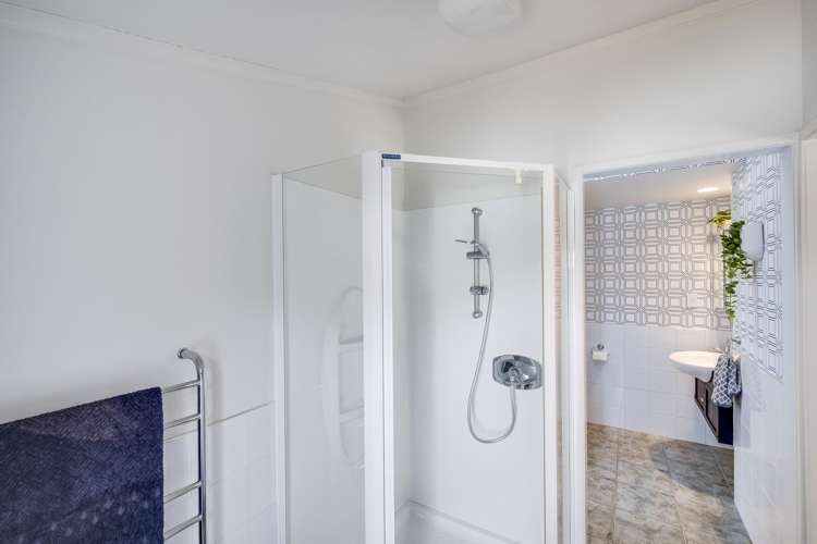 1127 Riverslea Road South Longlands_18