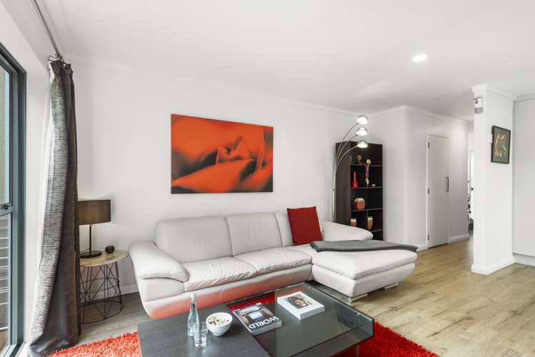 1/351 West Coast Road Glen Eden_13