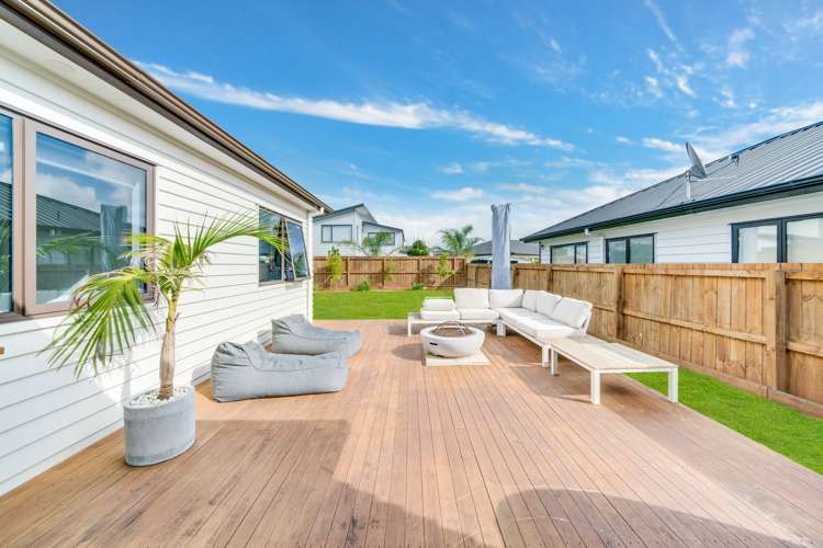 102 Twin Parks Rise Papakura_7