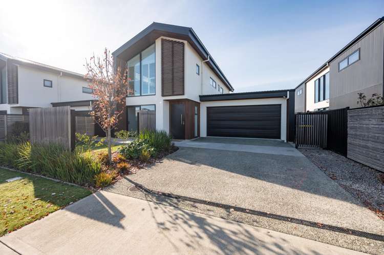 51 Summersfield Boulevard_1