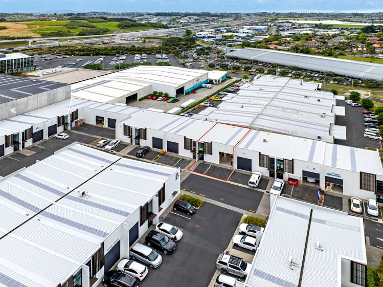 25/3 Oracle Drive Albany_9