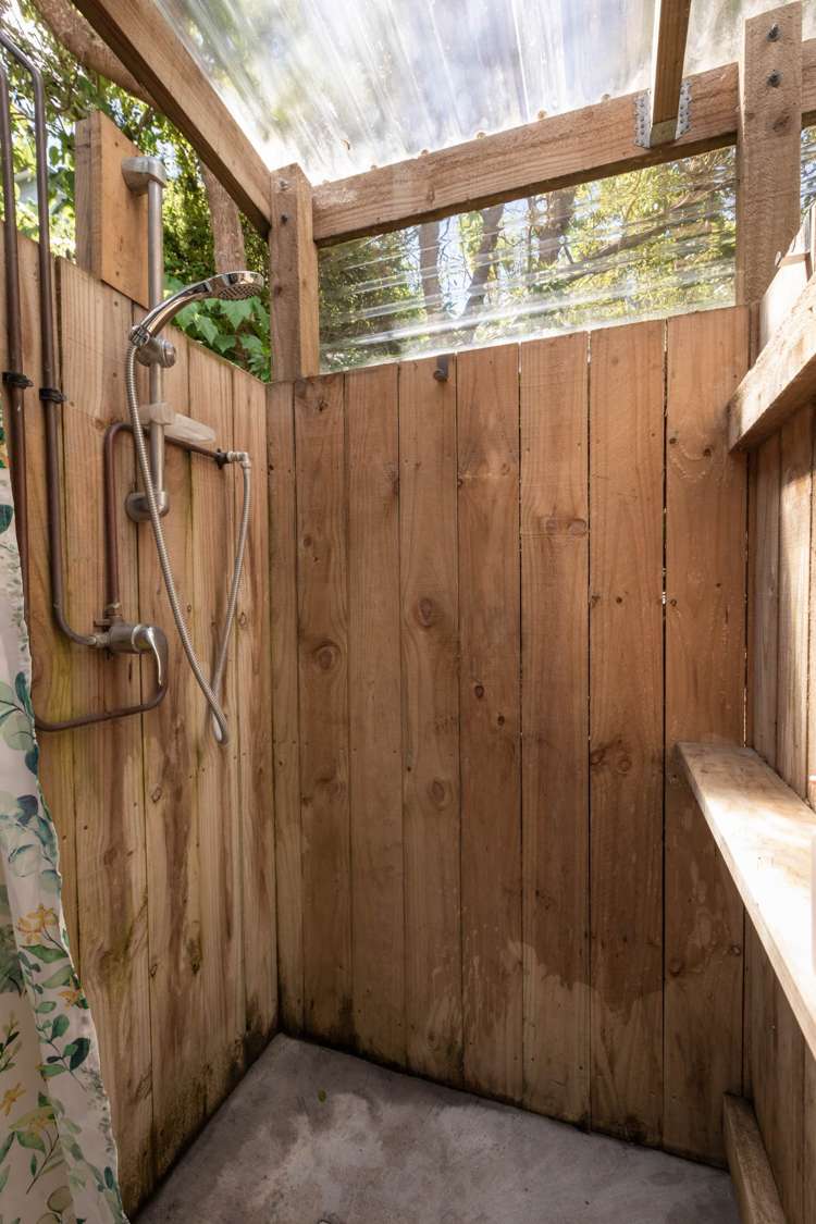 25 Pohutukawa Drive Athenree_36