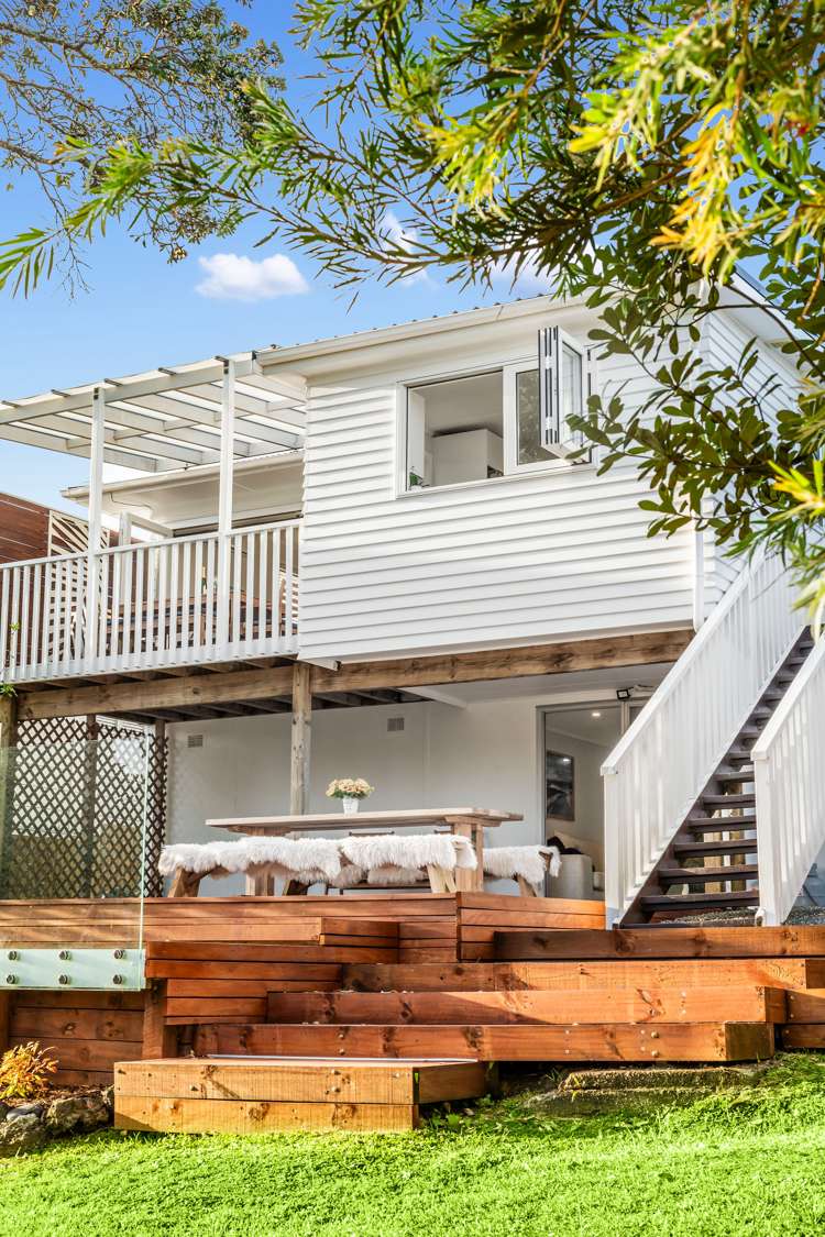 7 Penton Road Stanmore Bay_24