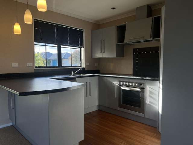 12 Boston Parade Kelvin Grove_2