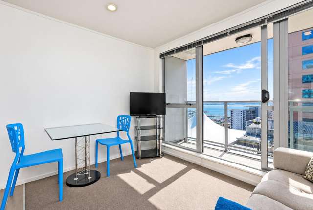 Tidy CBD 2-bed, 1 bath