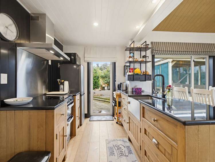 8 Island Terrace Motunau_22