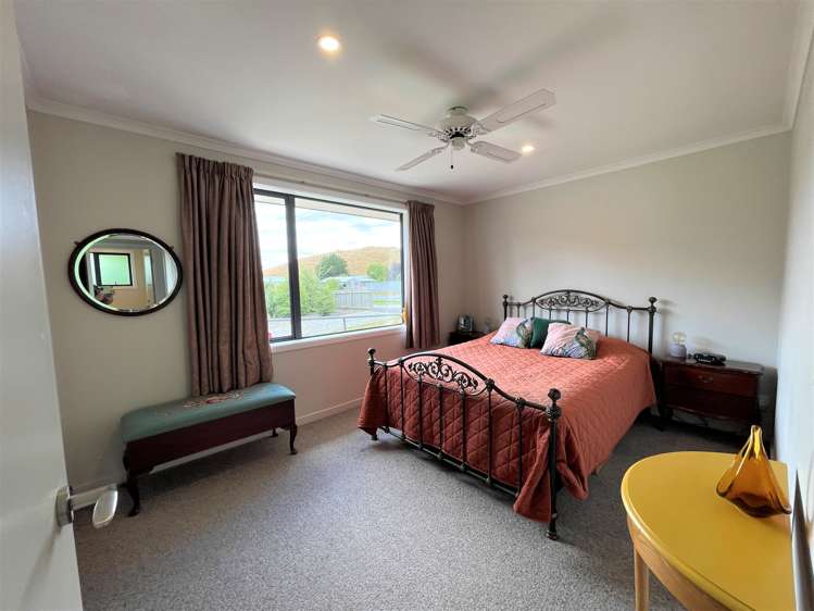 5 Mill Street Clinton and Surrounds_11