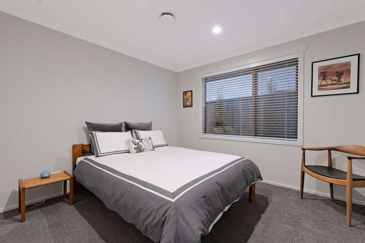 27 Mortlake Heights Pyes Pa_28