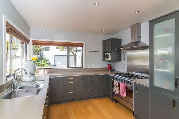 66 Saint Ives Drive Camborne_2