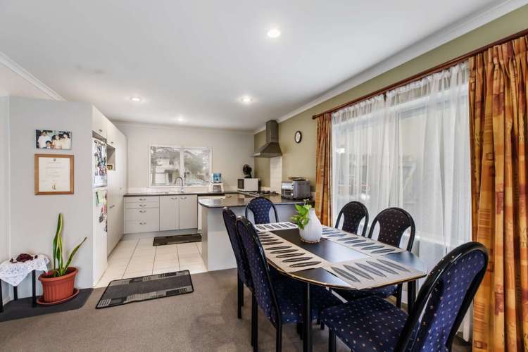 15 Ritchie Crescent Takanini_5