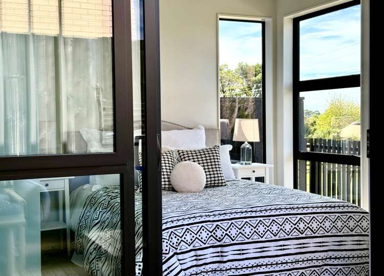 32 Paretao Street Massey_12