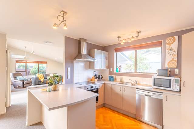 47 Raumati Road Raumati Beach_4