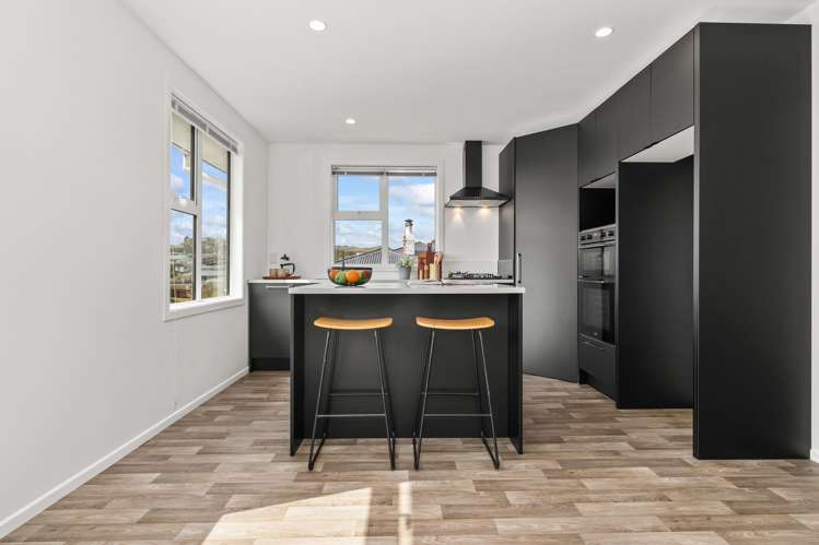 25 Beazley Avenue Paparangi_1