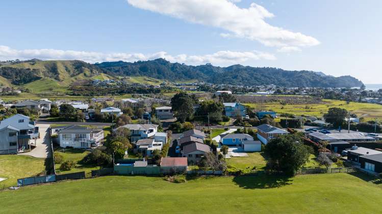5c The Crescent Waihi Beach_20