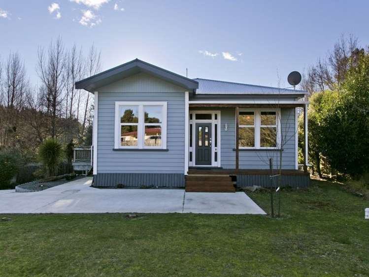 1575 River Road Broadlands_9