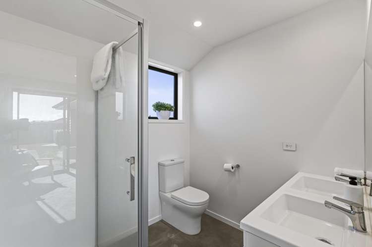 10 Masters Lane Waitara_22