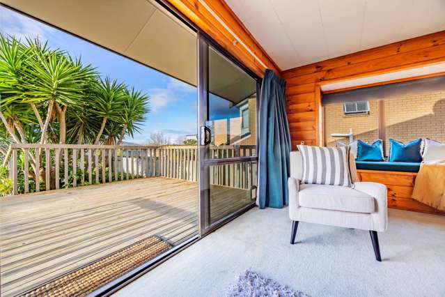 56A Cockayne Crescent Sunnynook_4