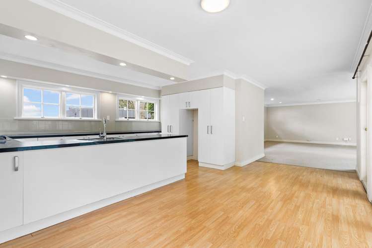7 Castle Drive Epsom_3