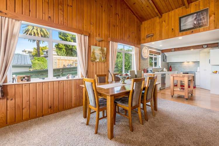 222 Welcome Bay Road Welcome Bay_7