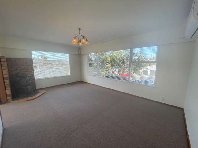 52 Fairclough Road Beach Haven_3