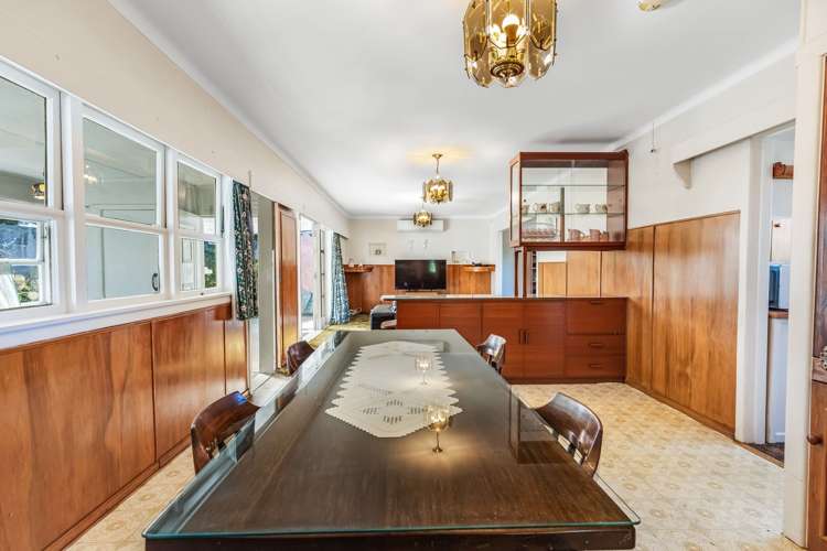 21 St Leonards Road Kelston_14