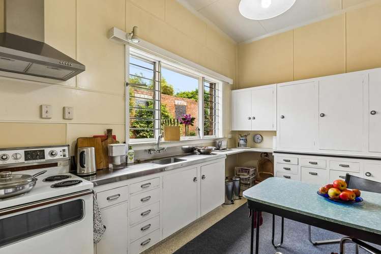 4 Willowbank North Dunedin_9