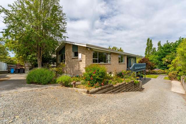 Wake up to birdsong..