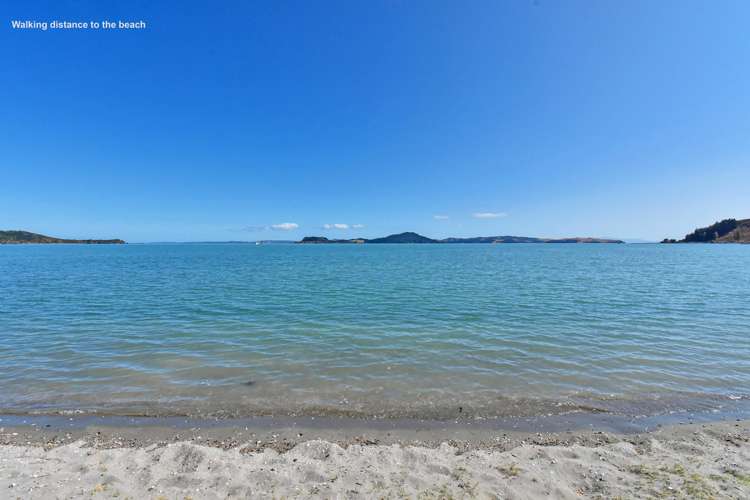 24 Bertram Road Kawakawa Bay_14