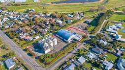 Buyers go with the grain at Gisborne site