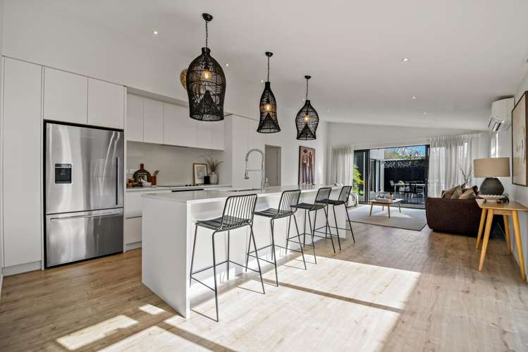 9 Makete Crescent_1