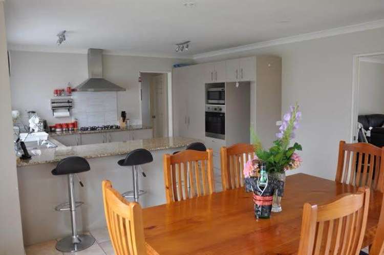 25 Oliver Road Eastern Beach_6