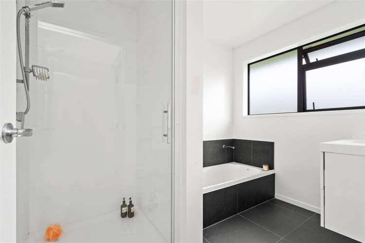 20 Karo Street Ruakaka_17