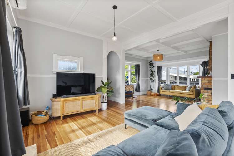 397 West Coast Road Glen Eden_10