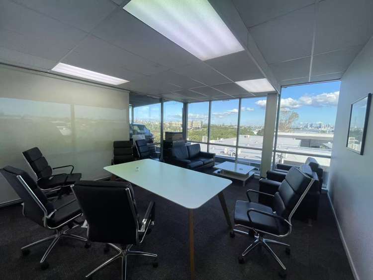 34 Barrys Point Road Takapuna_7