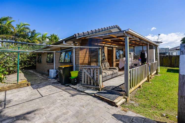 9 Malvina Place Bucklands Beach_17