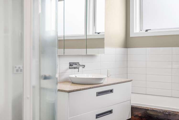 118 Kiwi Road Point Chevalier_17