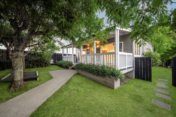 1/20 Brook Street Milford_2